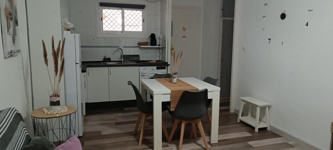 Appartement Tout Confort Салоу Екстер'єр фото