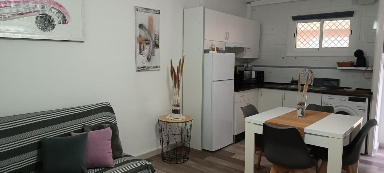 Appartement Tout Confort Салоу Екстер'єр фото