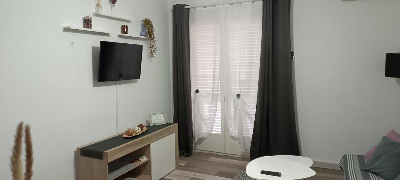 Appartement Tout Confort Салоу Екстер'єр фото